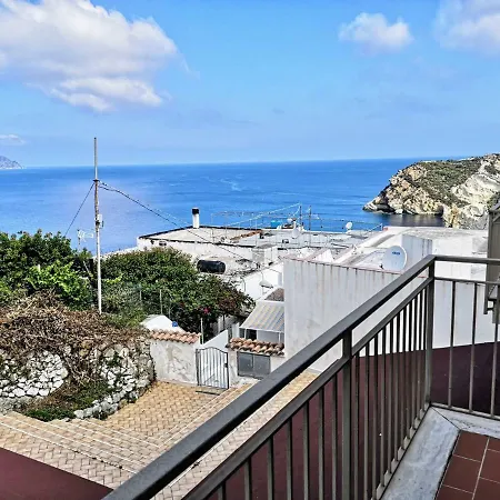 Turistcasa La Fontana * Ponza
